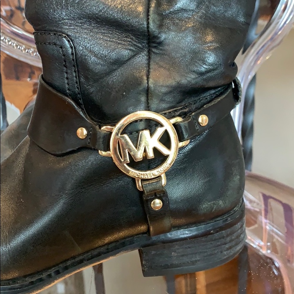 Michael Kors Black & Brown Boots - Picture 2 of 9